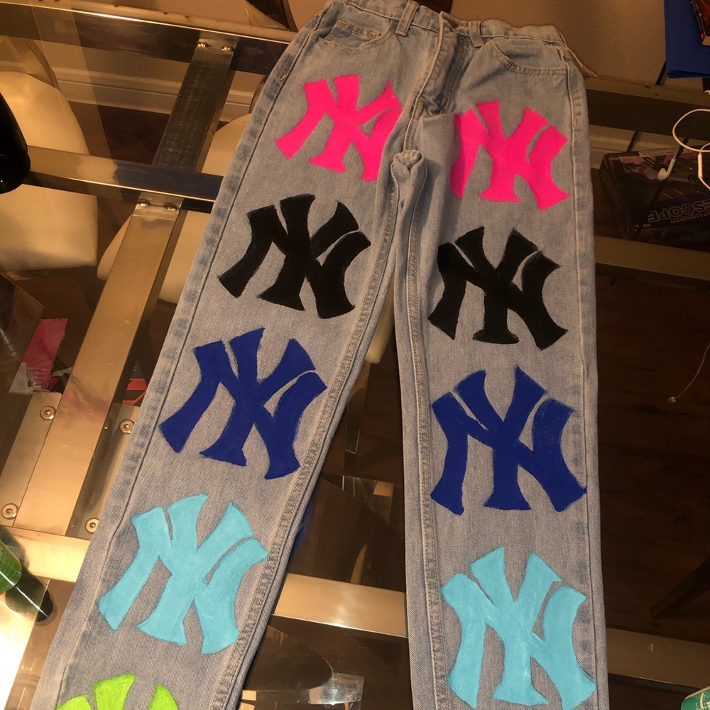 CUSTOM HAND PAINTED BOYFRIEND JEANS